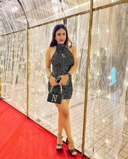 Neha Malik feet photo thumbnail