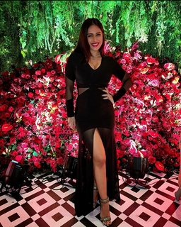 Neha Malik feet photo thumbnail