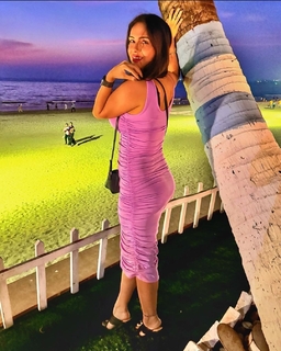 Neha Malik feet photo thumbnail