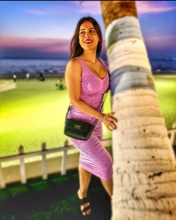 Neha Malik feet photo thumbnail