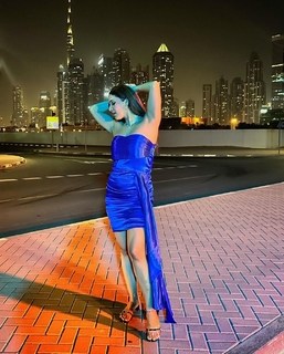 Neha Malik feet photo thumbnail