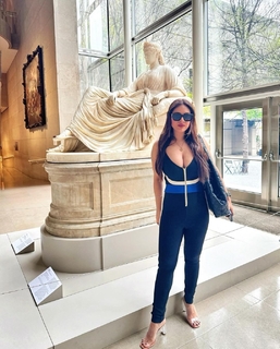 Neha Malik feet photo thumbnail