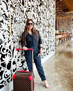 Neha Malik feet photo thumbnail