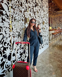 Neha Malik feet photo thumbnail