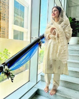 Neha Malik feet photo thumbnail