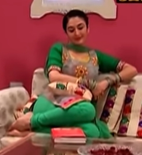 Neha Mehta feet photo 10
