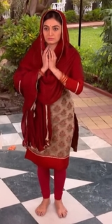 Neha Mehta feet photo 3