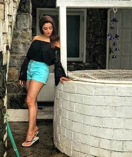 Neha Pendse feet photo 13