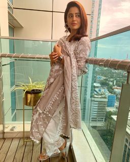 Neha Pendse feet photo 7