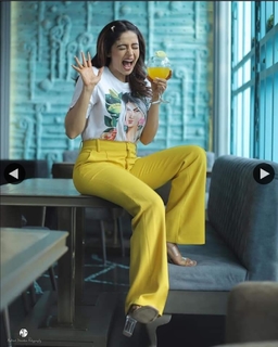 Neha Pendse feet photo 11