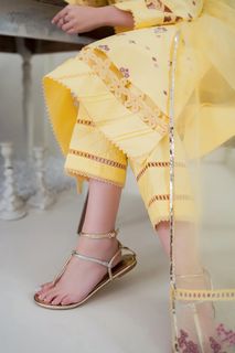 Neha Rajpoot feet photo 2