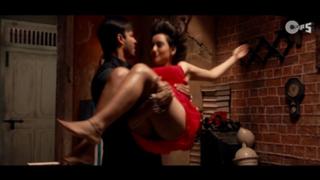 Neha Sharma feet photo thumbnail