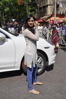Neha Sharma feet photo thumbnail