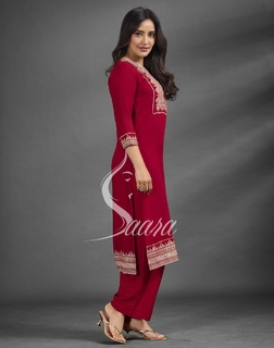 Neha Sharma feet photo thumbnail