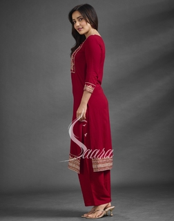 Neha Sharma feet photo thumbnail