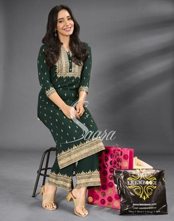 Neha Sharma feet photo thumbnail