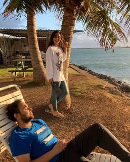 Neha Sharma feet photo thumbnail
