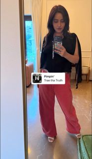 Neha Sharma feet photo 3