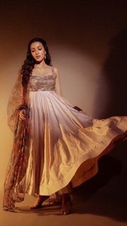 Neha Shetty feet photo 13