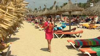 Nela Panghy-Lee feet photo thumbnail