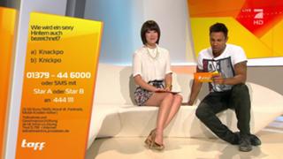 Nela Panghy-Lee feet photo thumbnail