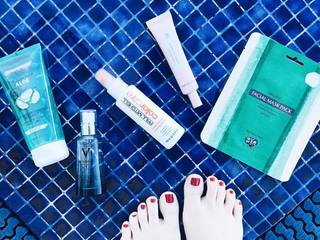 Nela Panghy-Lee feet photo thumbnail