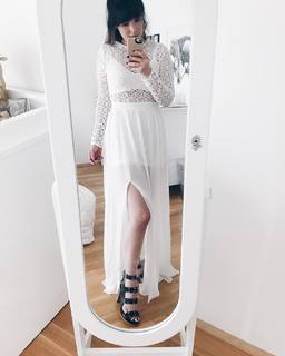 Nela Panghy-Lee feet photo thumbnail