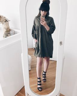 Nela Panghy-Lee feet photo thumbnail