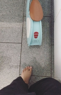 Nela Panghy-Lee feet photo thumbnail