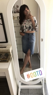 Nela Panghy-Lee feet photo thumbnail