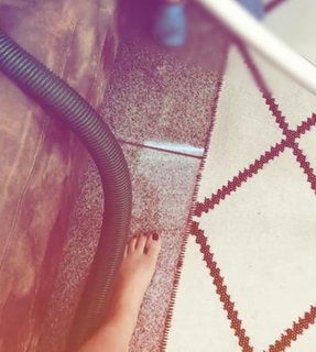 Nela Panghy-Lee feet photo thumbnail