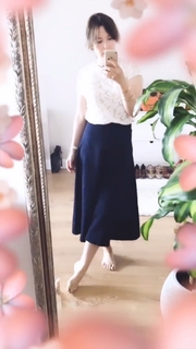 Nela Panghy-Lee feet photo thumbnail