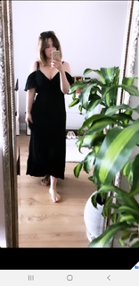 Nela Panghy-Lee feet photo thumbnail