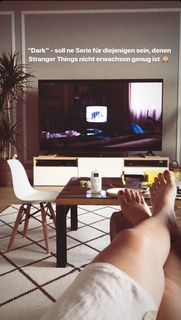 Nela Panghy-Lee feet photo thumbnail