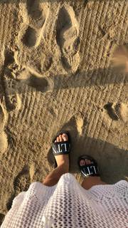 Nela Panghy-Lee feet photo thumbnail