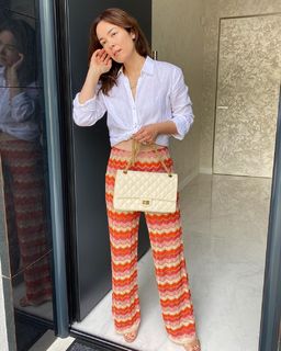 Nela Panghy-Lee feet photo thumbnail