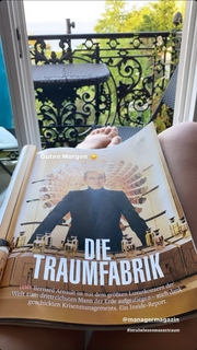 Nela Panghy-Lee feet photo thumbnail