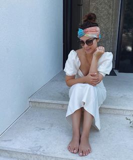 Nela Panghy-Lee feet photo thumbnail