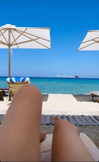 Nela Panghy-Lee feet photo thumbnail