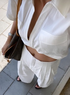 Nela Panghy-Lee feet photo thumbnail