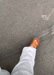 Nela Panghy-Lee feet photo thumbnail