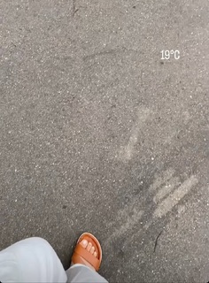 Nela Panghy-Lee feet photo thumbnail