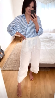 Nela Panghy-Lee feet photo thumbnail