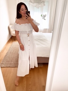 Nela Panghy-Lee feet photo thumbnail