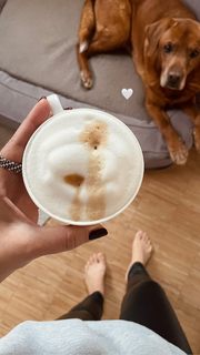 Nela Panghy-Lee feet photo thumbnail