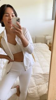 Nela Panghy-Lee feet photo thumbnail