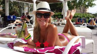 Nela Slováková feet photo 19