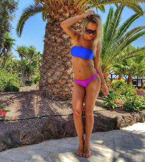 Nela Slováková feet photo 11