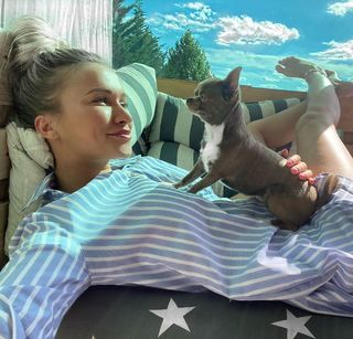 Nela Slováková feet photo 9
