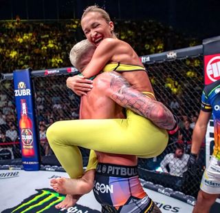 Nela Slováková feet photo 2